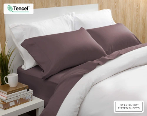 BeechBliss TENCEL™ Modal drap ensemble  en Inkberry, une couleur violette sourde.